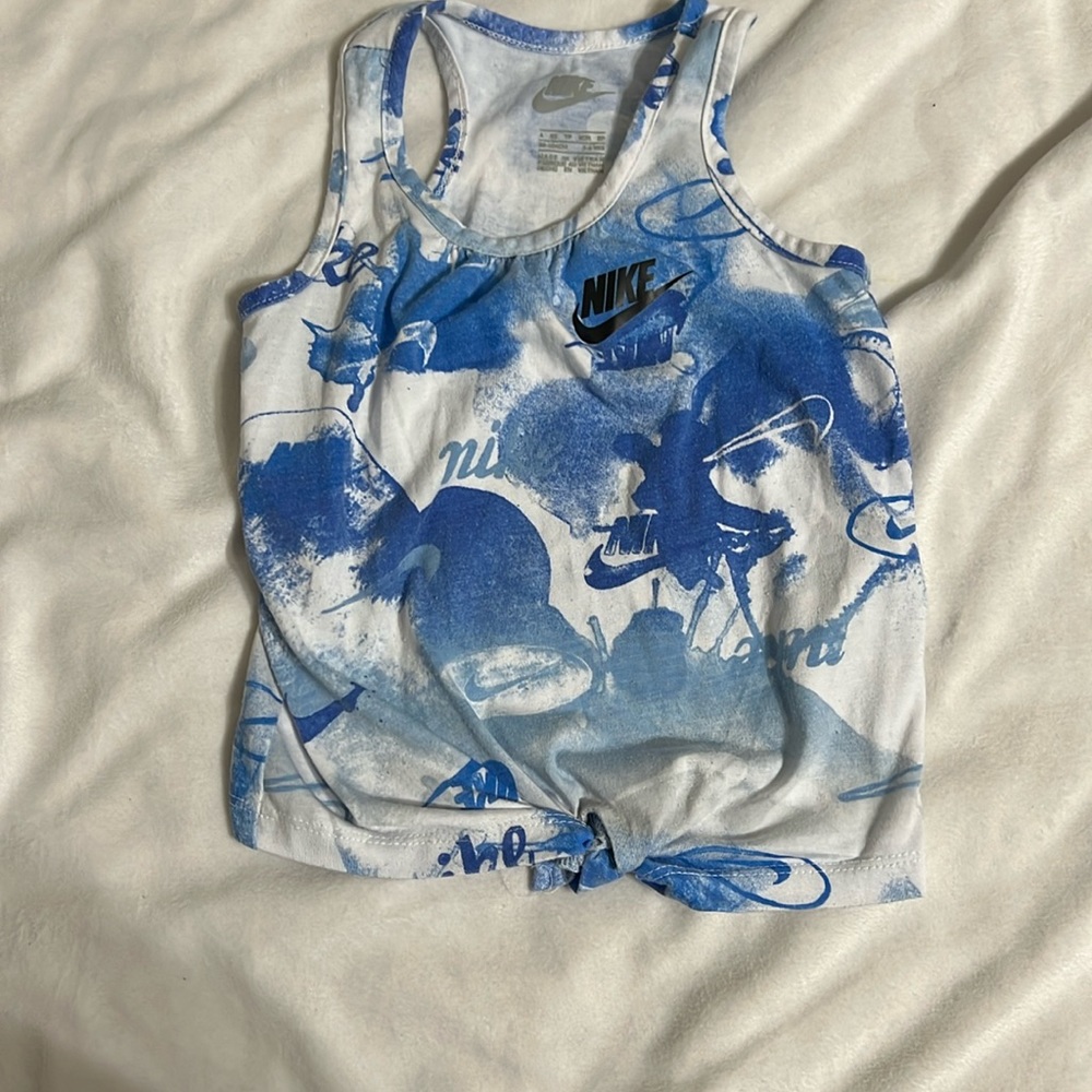 Nike shirt 4t
